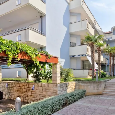 Inblue Apartment Savudrija Exterior photo